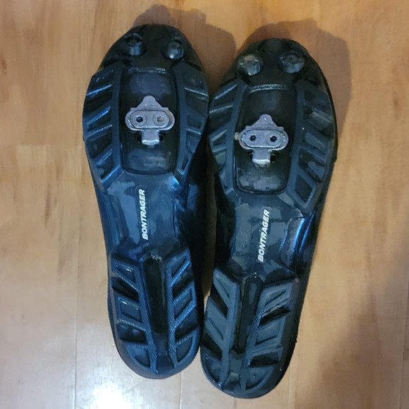 Black Bontrager Foray Mountain Bike Shoe with SPD Clips Size 40 Women's 8.5 - Picture 10 of 16